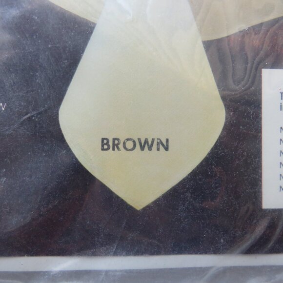 Bucilla Set of 4 Dinner Napkins 16” x 16” Brown Tablecloth for Embroidery kit - Picture 5 of 12